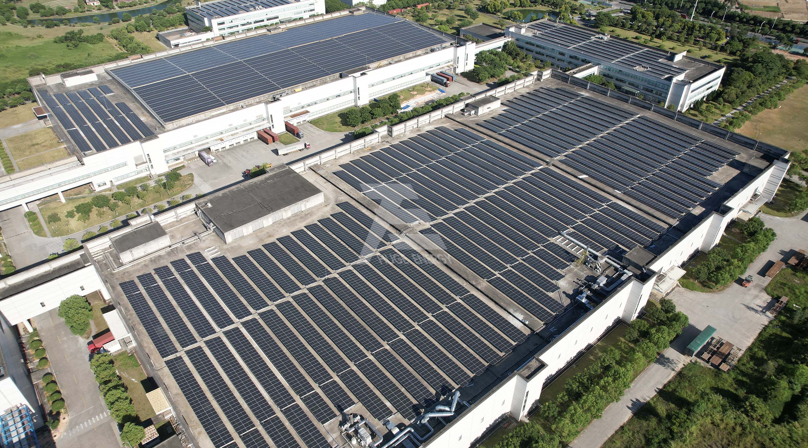 水泥屋顶分布式工商业光伏