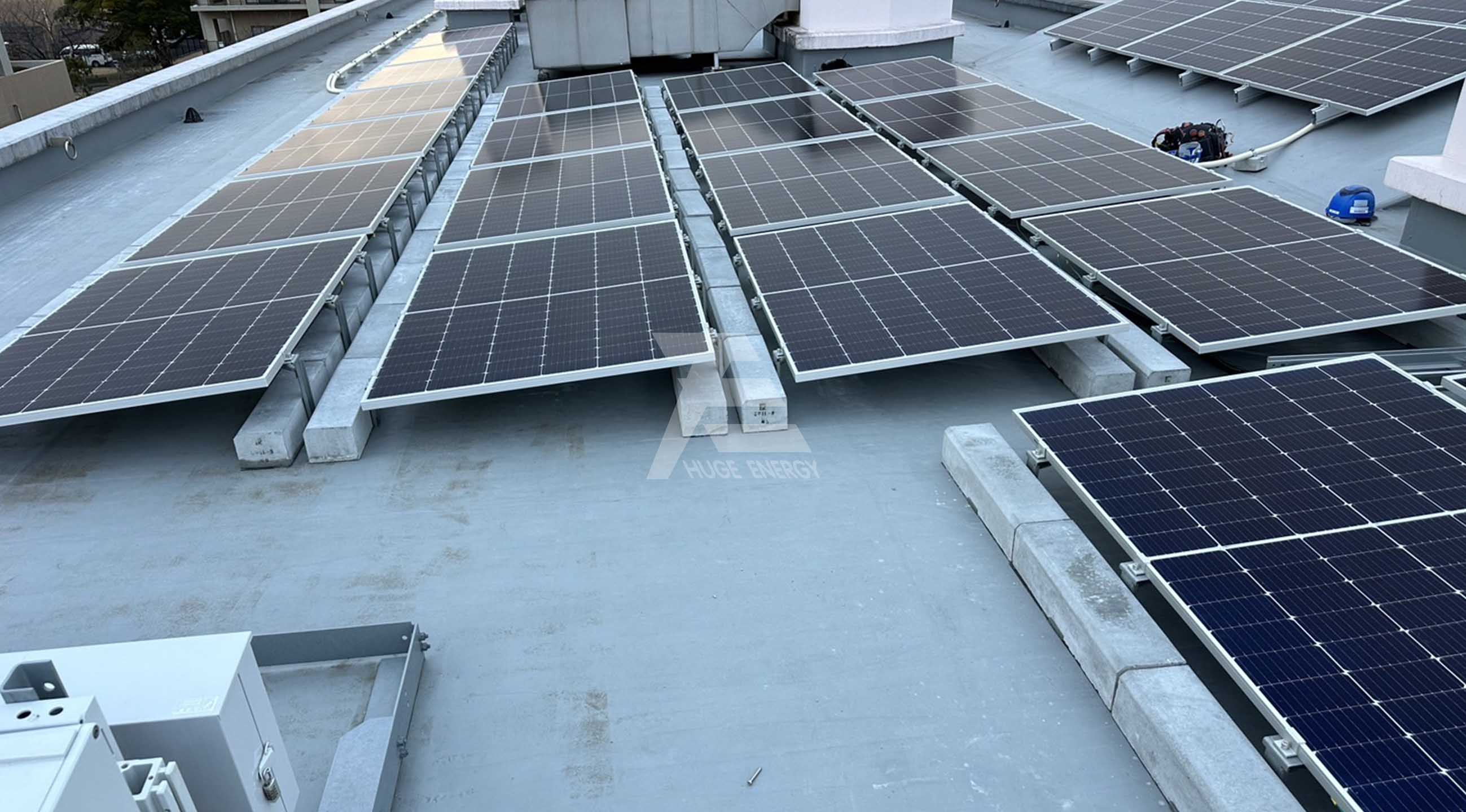 水泥墩压载光伏