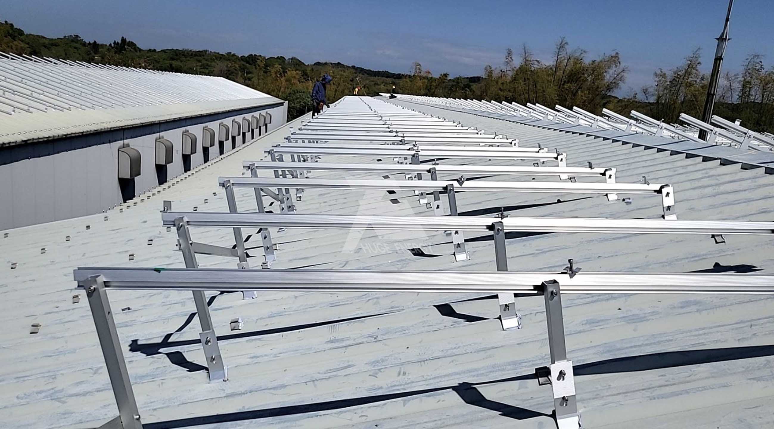 彩钢瓦三角架光伏系统