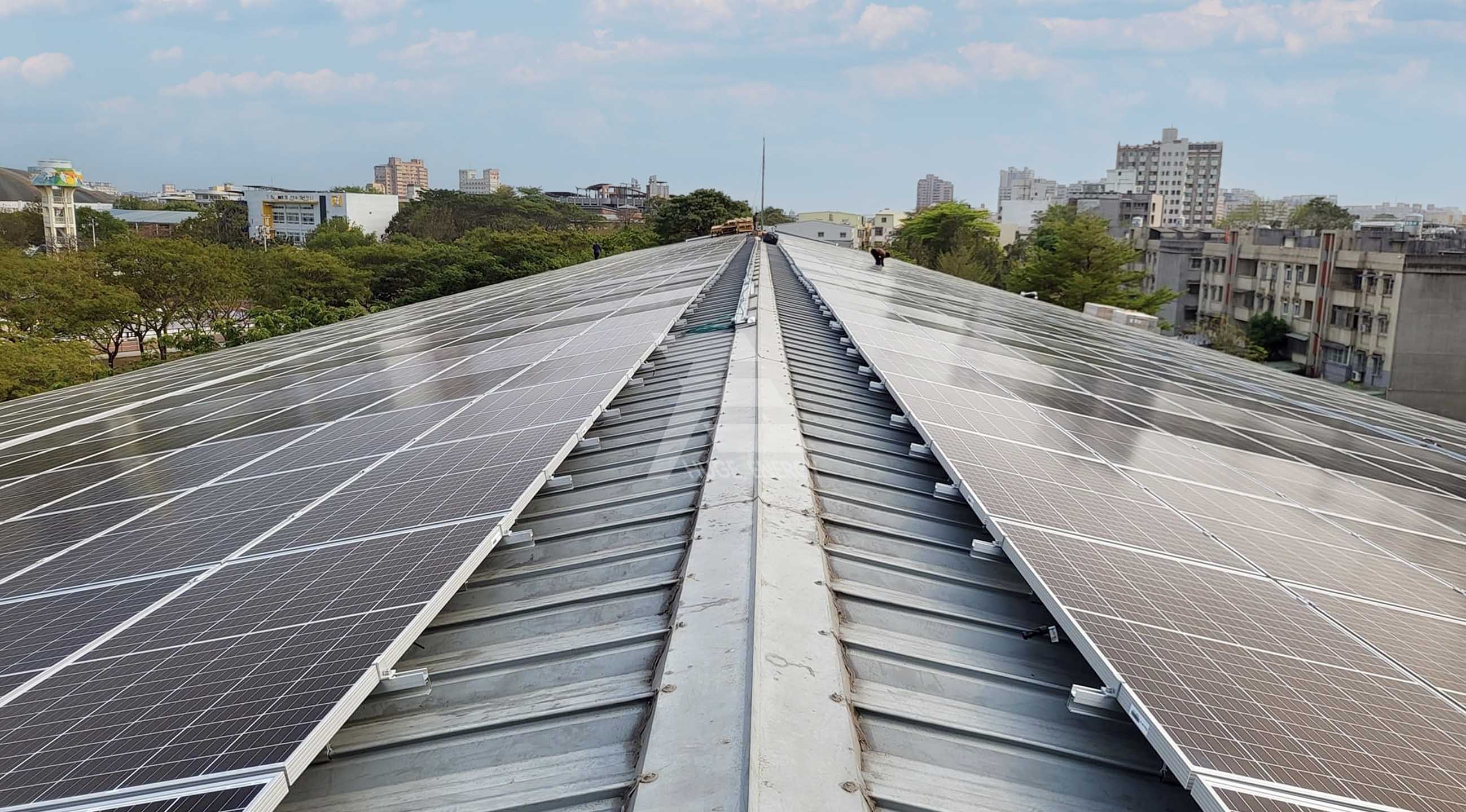 彩钢瓦屋顶光伏系统