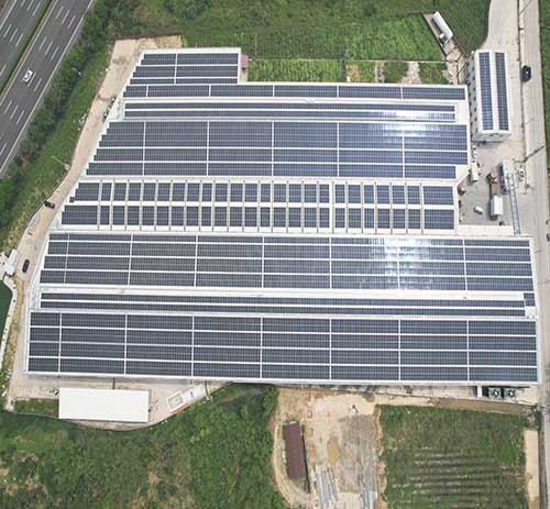 乾顺生物科技彩钢瓦屋顶分布式光伏